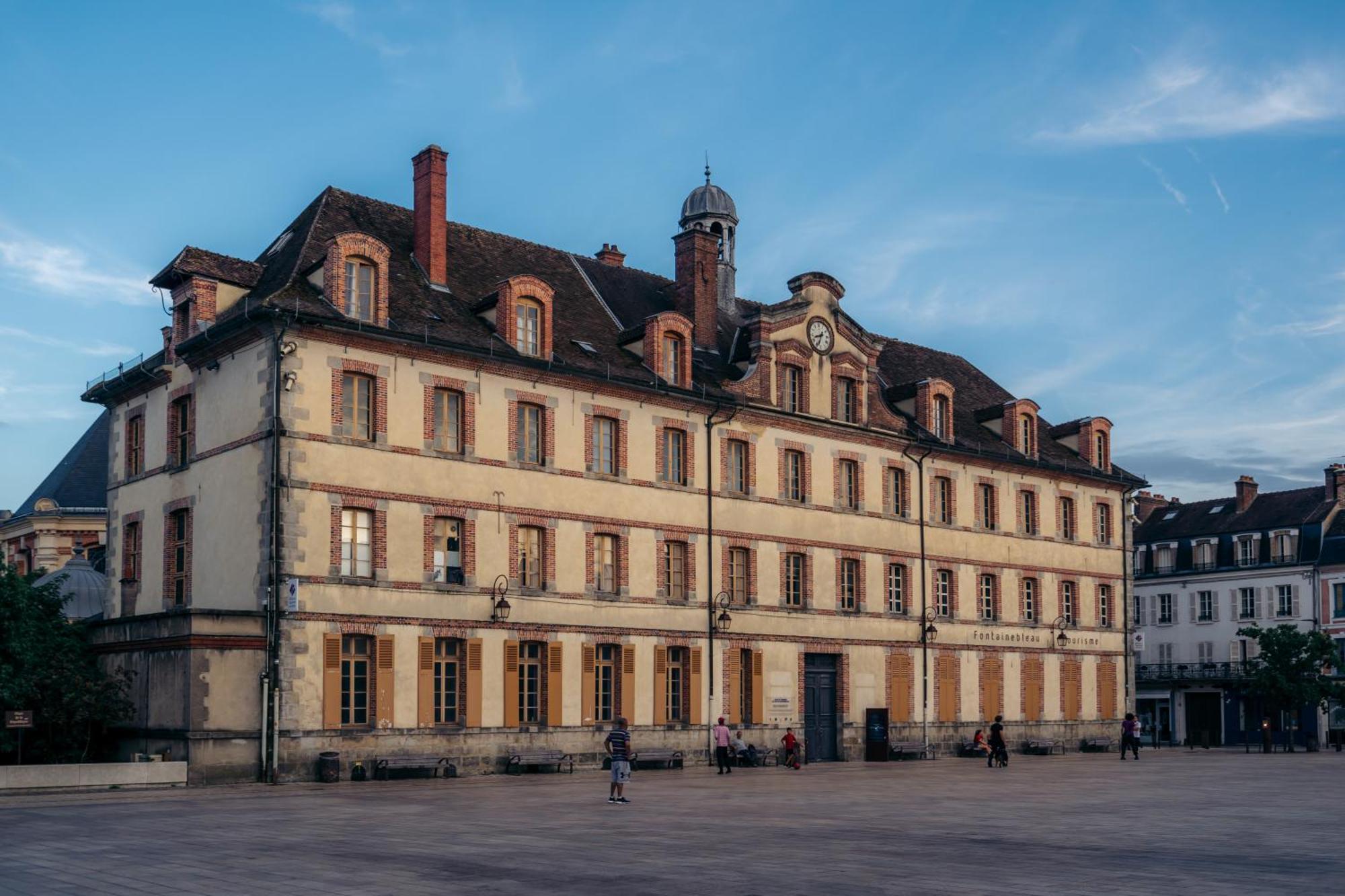 Le Clocher Du Chateau フォンテーヌブロー エクステリア 写真
